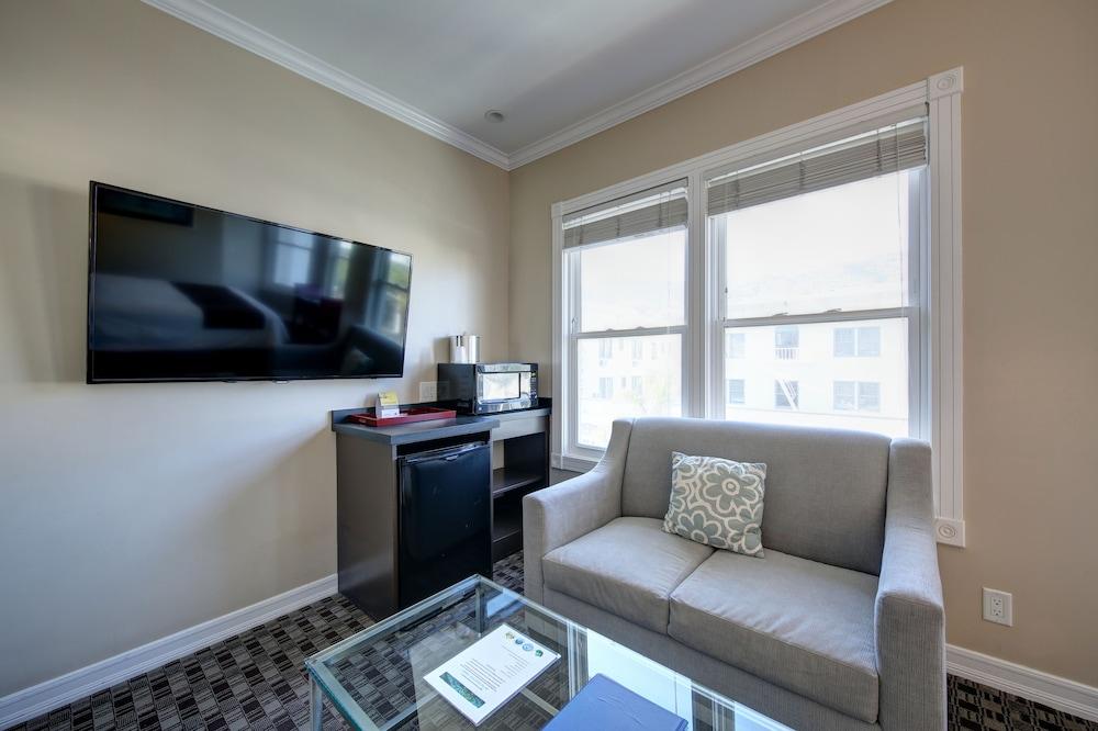 Glenmore Plaza Hotel Avalon Eksteriør bilde