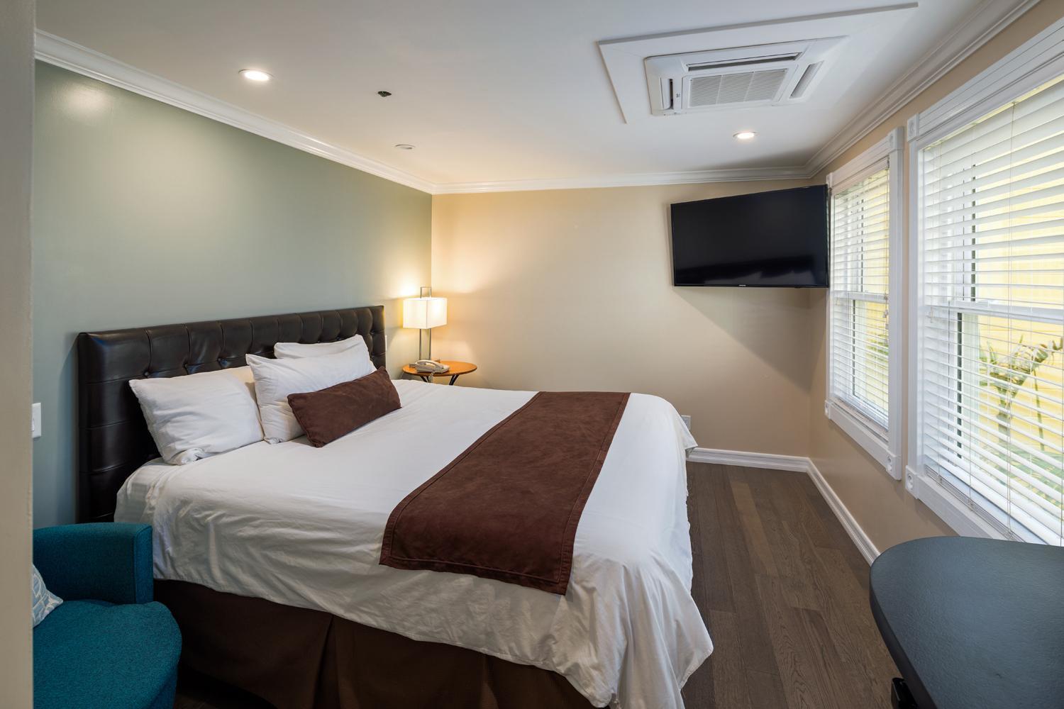 Glenmore Plaza Hotel Avalon Eksteriør bilde